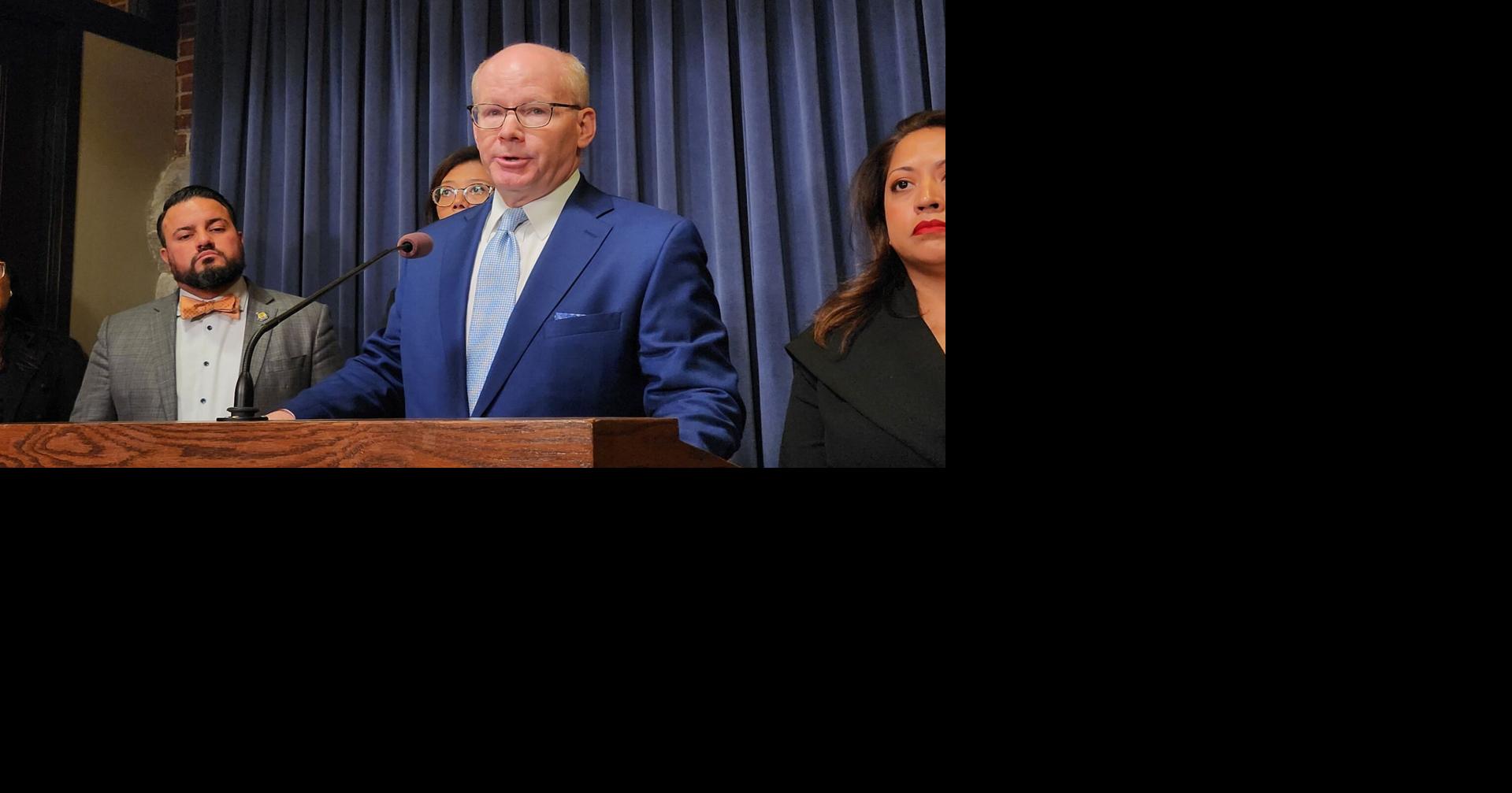 Elections board drops campaign finance fines against IL Senate President