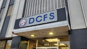 Illinois quick hits: Agency child death reporting scrutinized; police focus on human trafficking