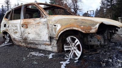 FILE — Oregon wildfire car