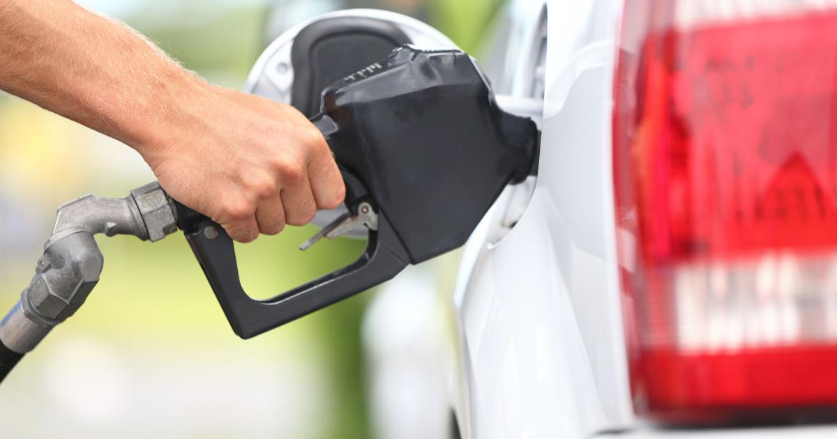 New York lawmaker proposes gas tax holiday extension – The Center Square