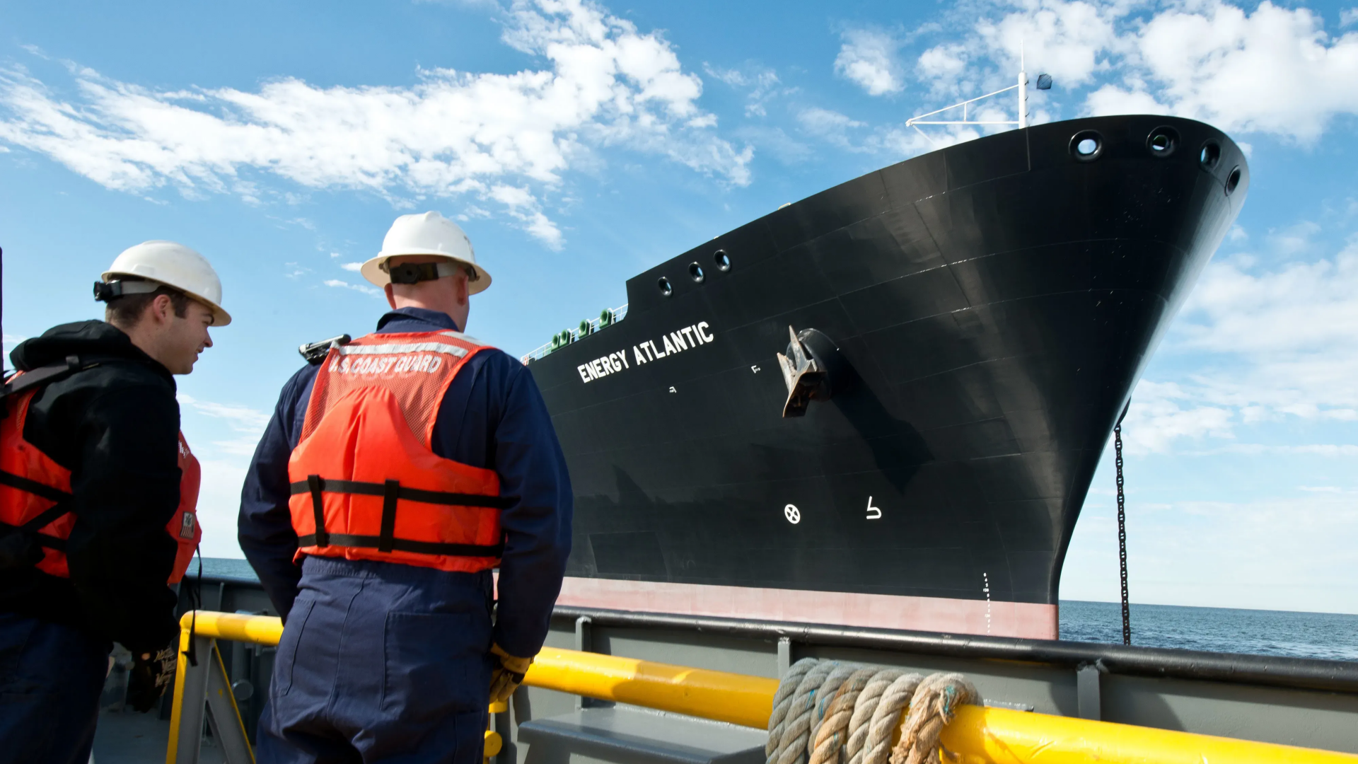 thecentersquare.com - Alton Wallace - Record Gulf Coast exports push U.S. oil inventories lower