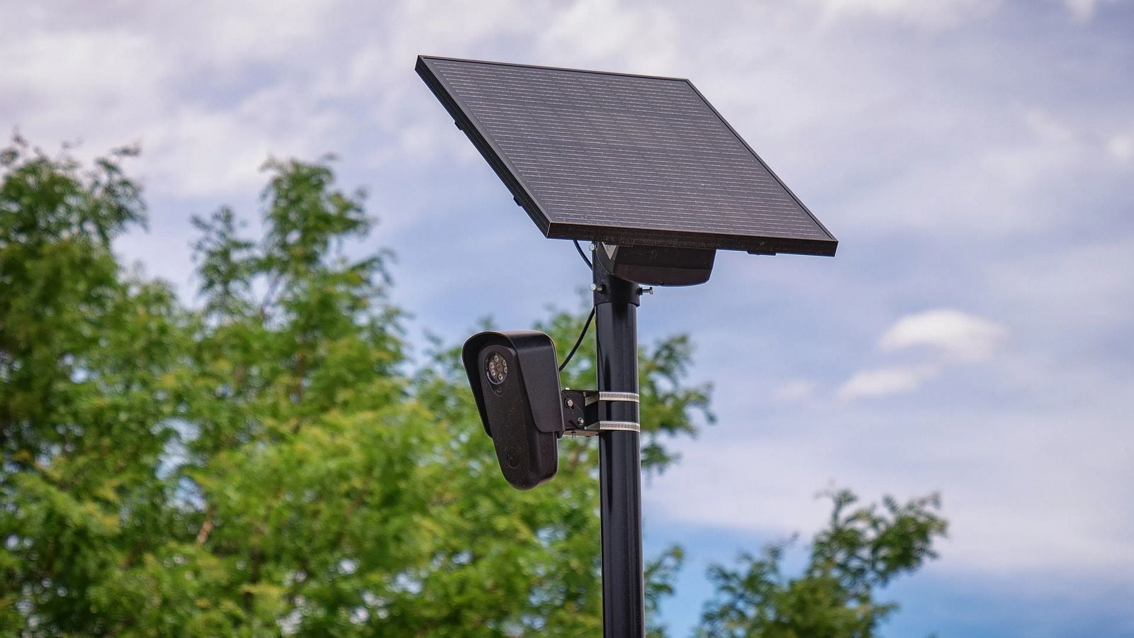 Proposed bill would bar taxpayer funding for AI surveillance cameras