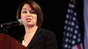 Sen. Amy Klobuchar announces run for Minnesota governor
