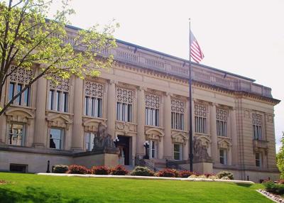 FILE - Illinois Supreme Court Building