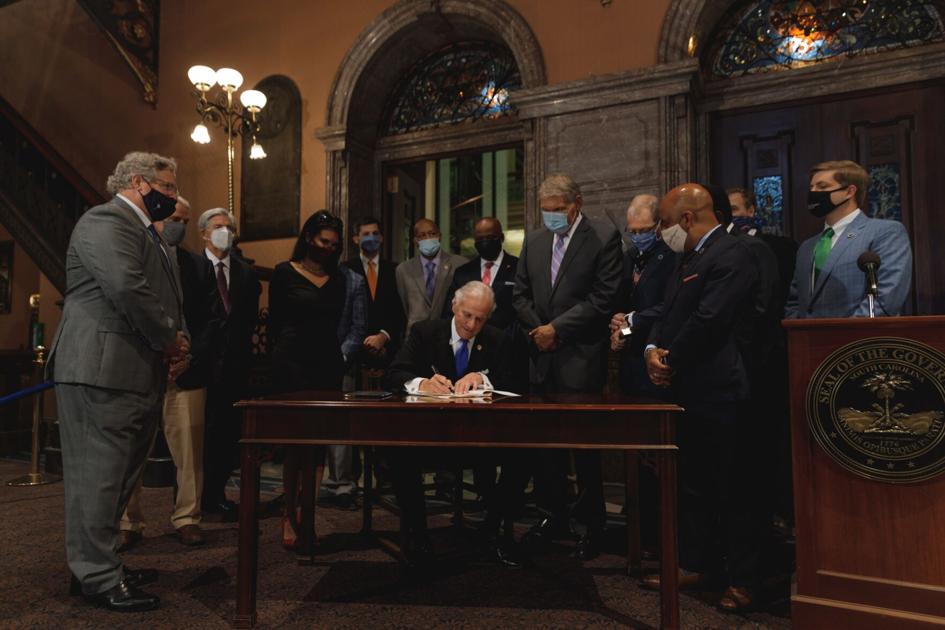 McMaster signs no-excuse absentee voting into law | South ...