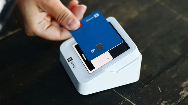 Illinois Quick Hits: Court expands order against Illinois swipe fee law