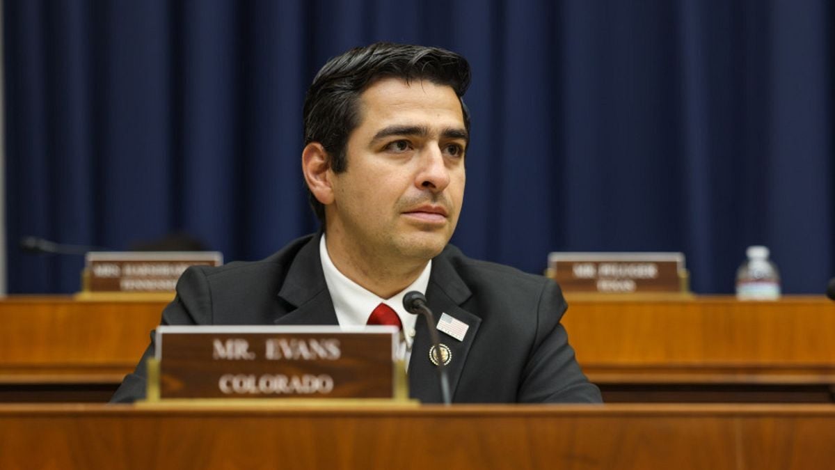 Vote postponed on Southwest congressmen's wildfire bill