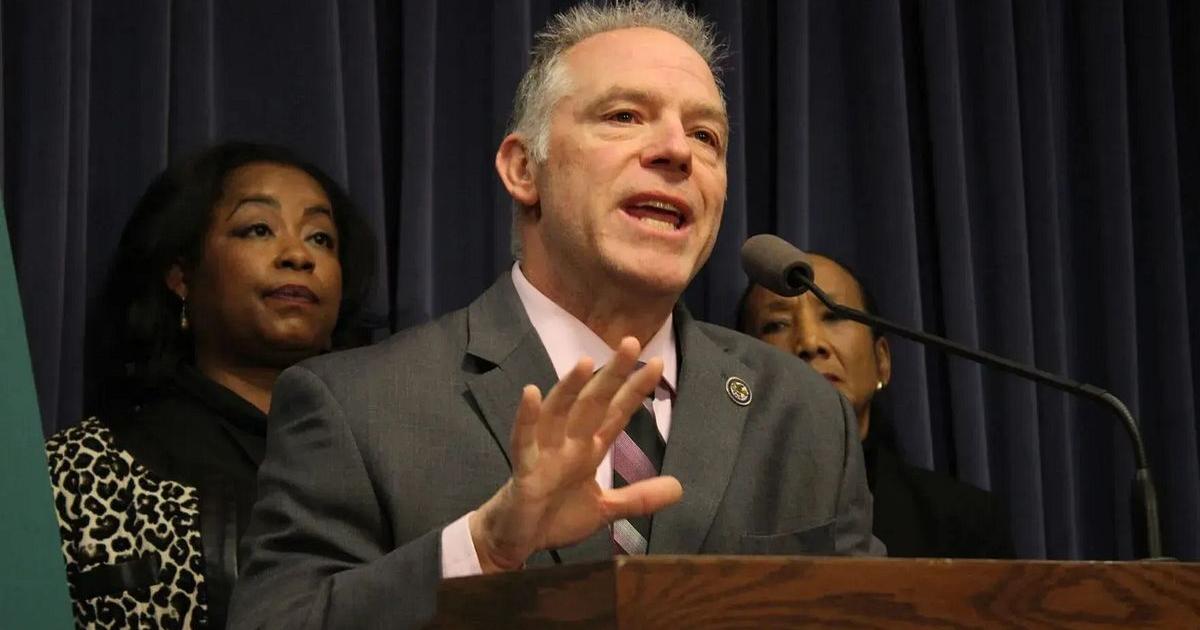 Illinois GOP senators urge action on business, worker tax relief