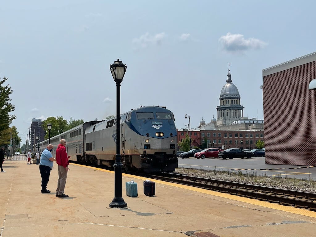 Virginia launches early morning train service from Richmond to New