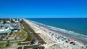 Carolinas governors seek reaffirmed protection of coastlines