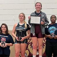 Waddy, Amiss lead Louisa wrestlers at Girls State Open