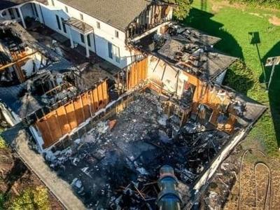 Fire Levels House Near Lake News Thecentralvirginian Com