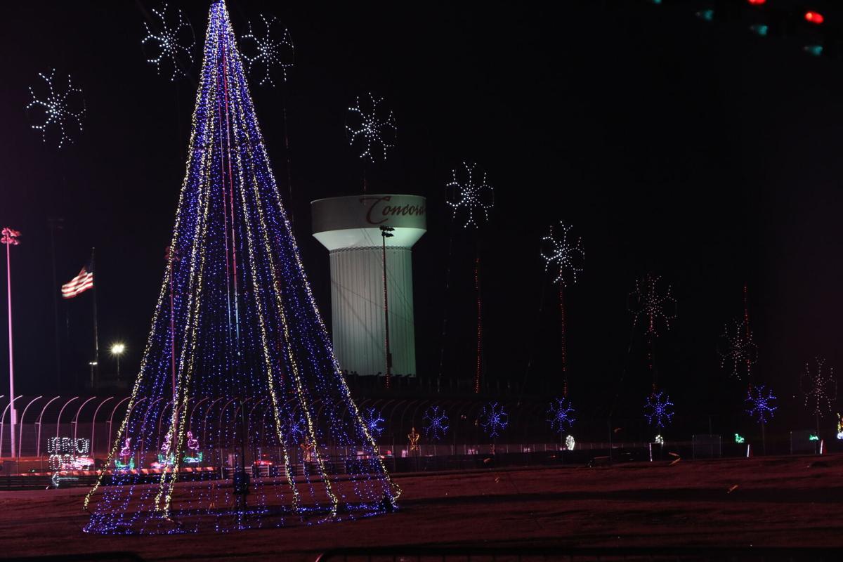 Charlotte Motor Speedway Christmas Lights 2021 Charlotte Motor Speedway Prepares For Drive Thru Christmas Light Display Entertainment Thecharlotteweekly Com