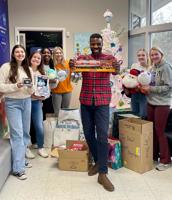 Marvin Ridge High School clubs partner with Circle K for holiday toy drive