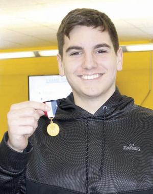 Career center students win gold to advance