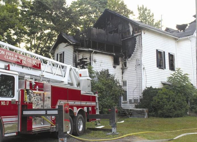 Fire heavily damages Clarion apartment building