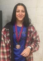 Comanche High School student goes to regionals in powerlifting