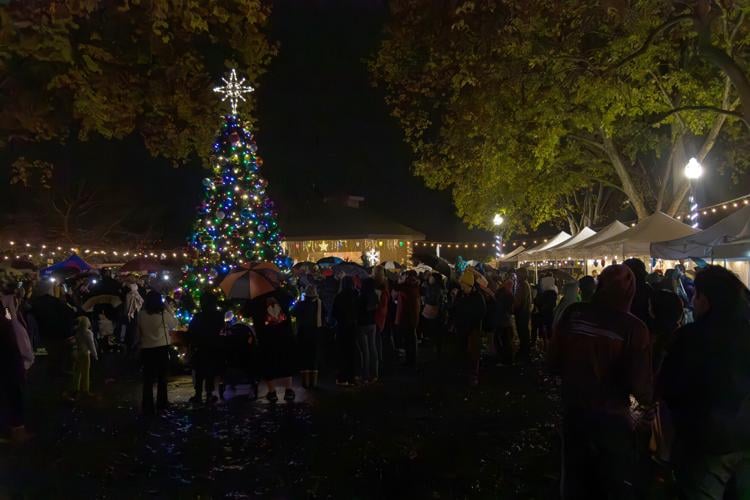 Great crowd turnout at Rohnert Park and Cotati Christmas Tree Lighting