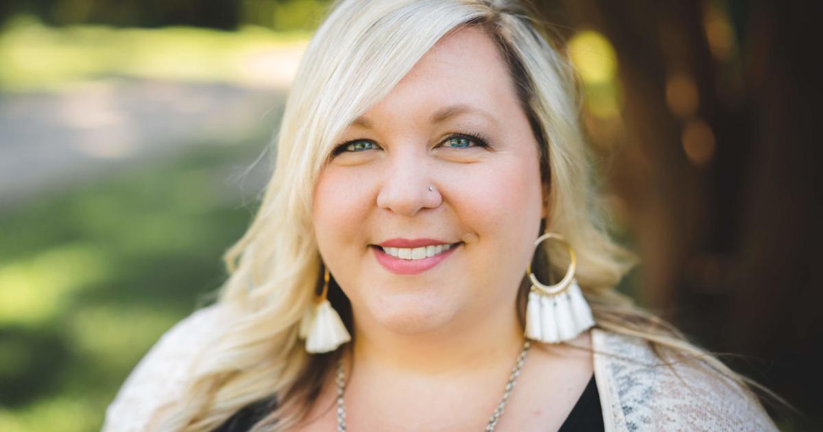 Trinity Perry Indiana Henry County Resident writes book all about Indiana | News ...
