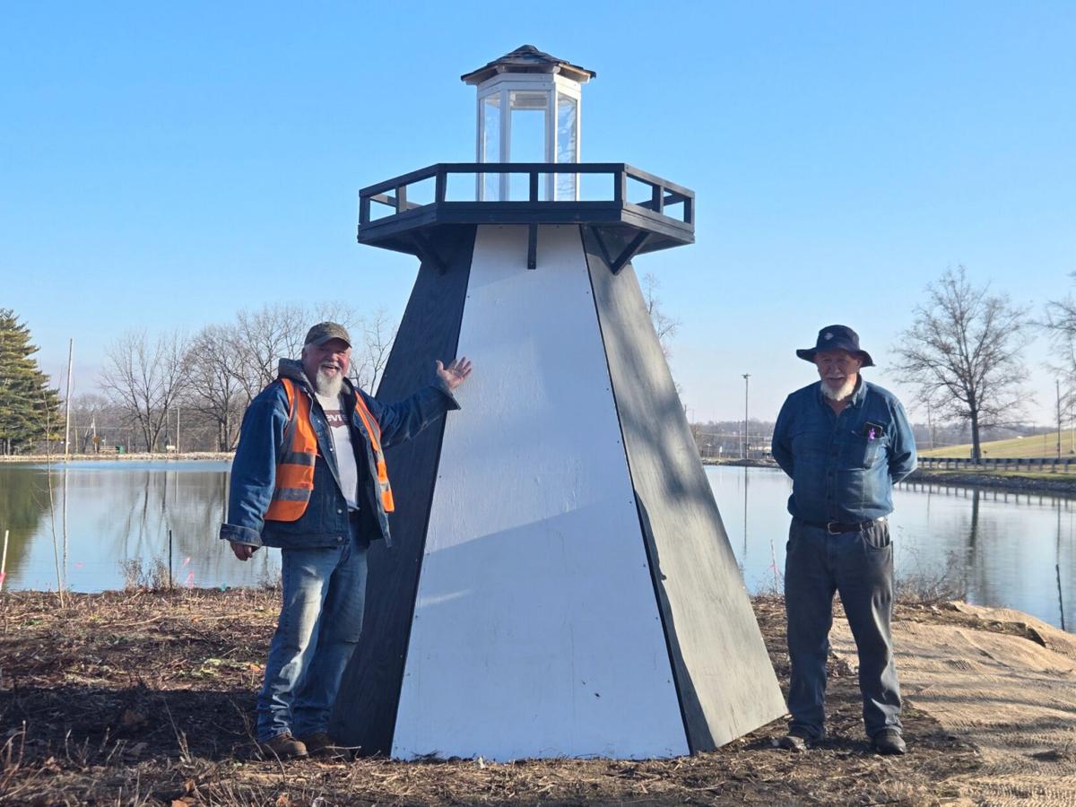 Holiday Donations - Lighthouse, image size:1200x900