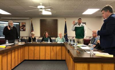 New school board members take oath of office | News | thecouriertimes.com
