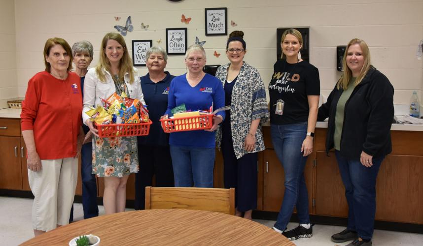 DAR thanks teachers & nurses News