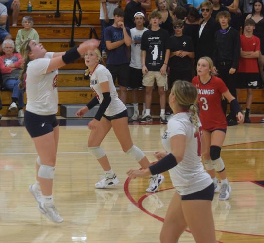 Royals edge Vikings in MEC volleyball thriller Sports