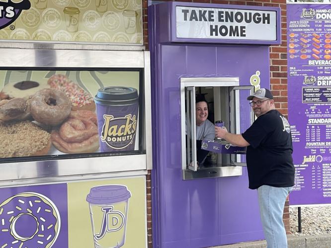 DOWNTOWN DRIVETHRU DONUTS News