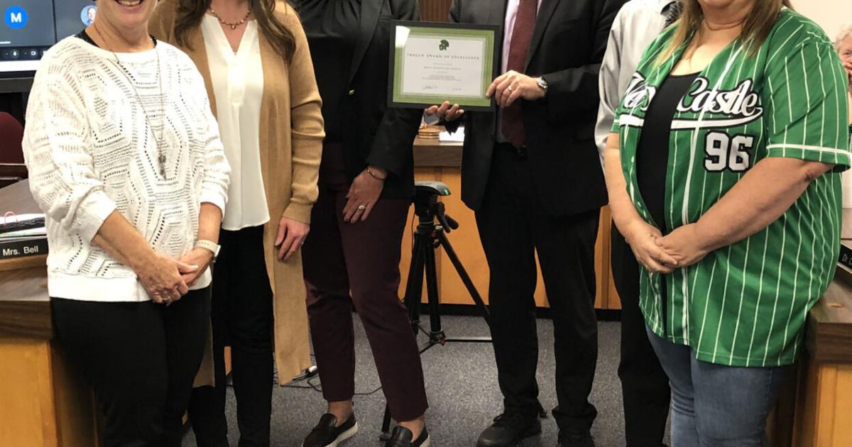 Bryan Riley Principal Riley Elementary receives Trojan Award of Excellence | News ...
