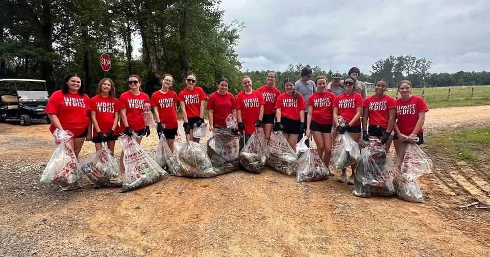 West Blocton Spirit Teams Give Back During 2026 Community Trash Pick-Up Jun 20, 2026