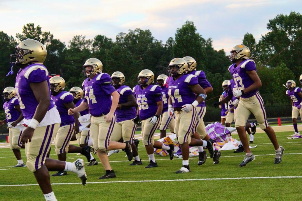 Photos from Hueytown Golden Gophers vs Brookwood Panthers Friday