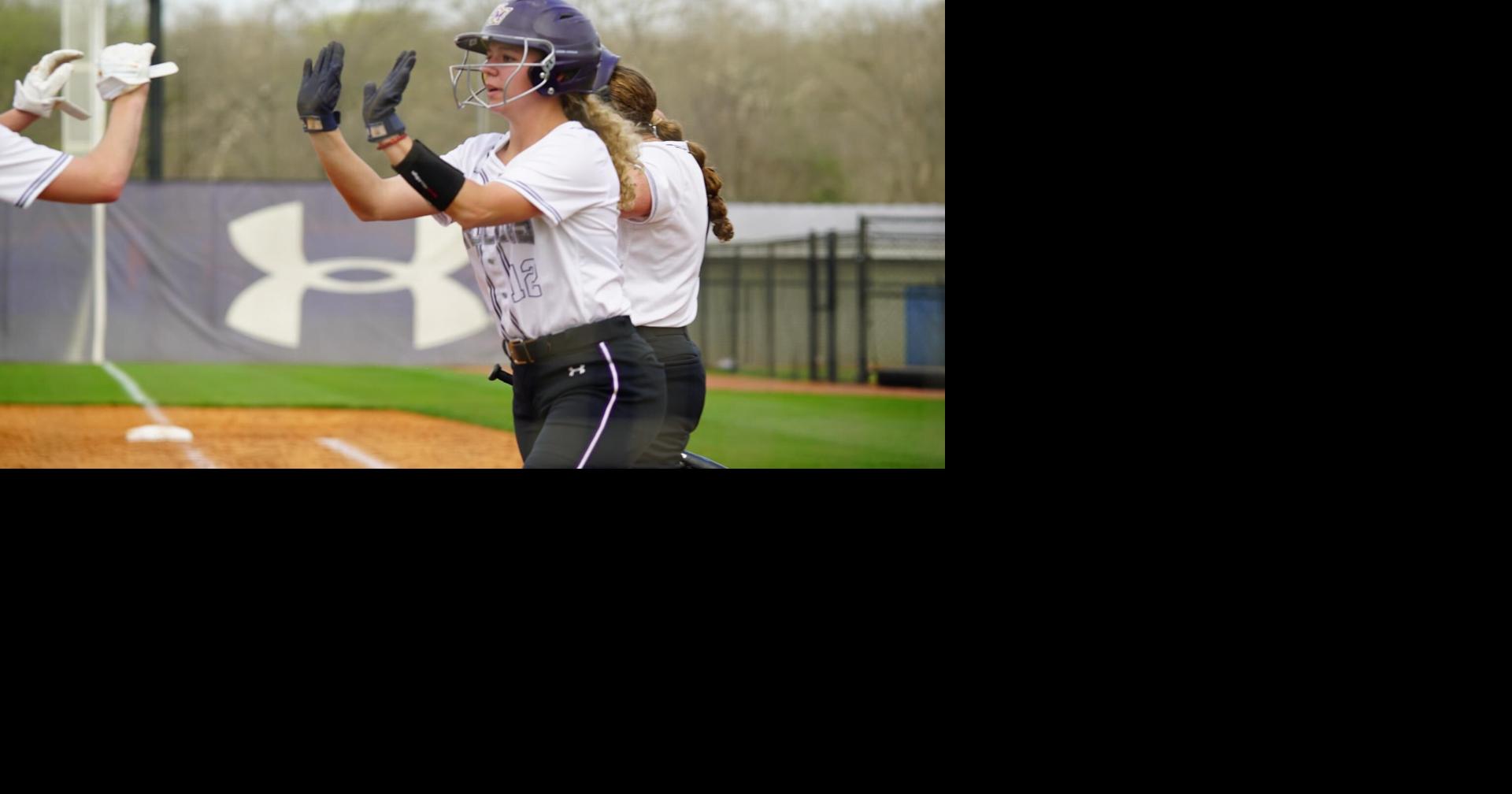 Montevallo Softball Takes Down UAH, 87 Sports