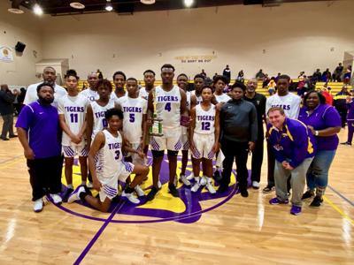 Class 5a 1 Fairfield High Preparatory Tigers Varsity Boys