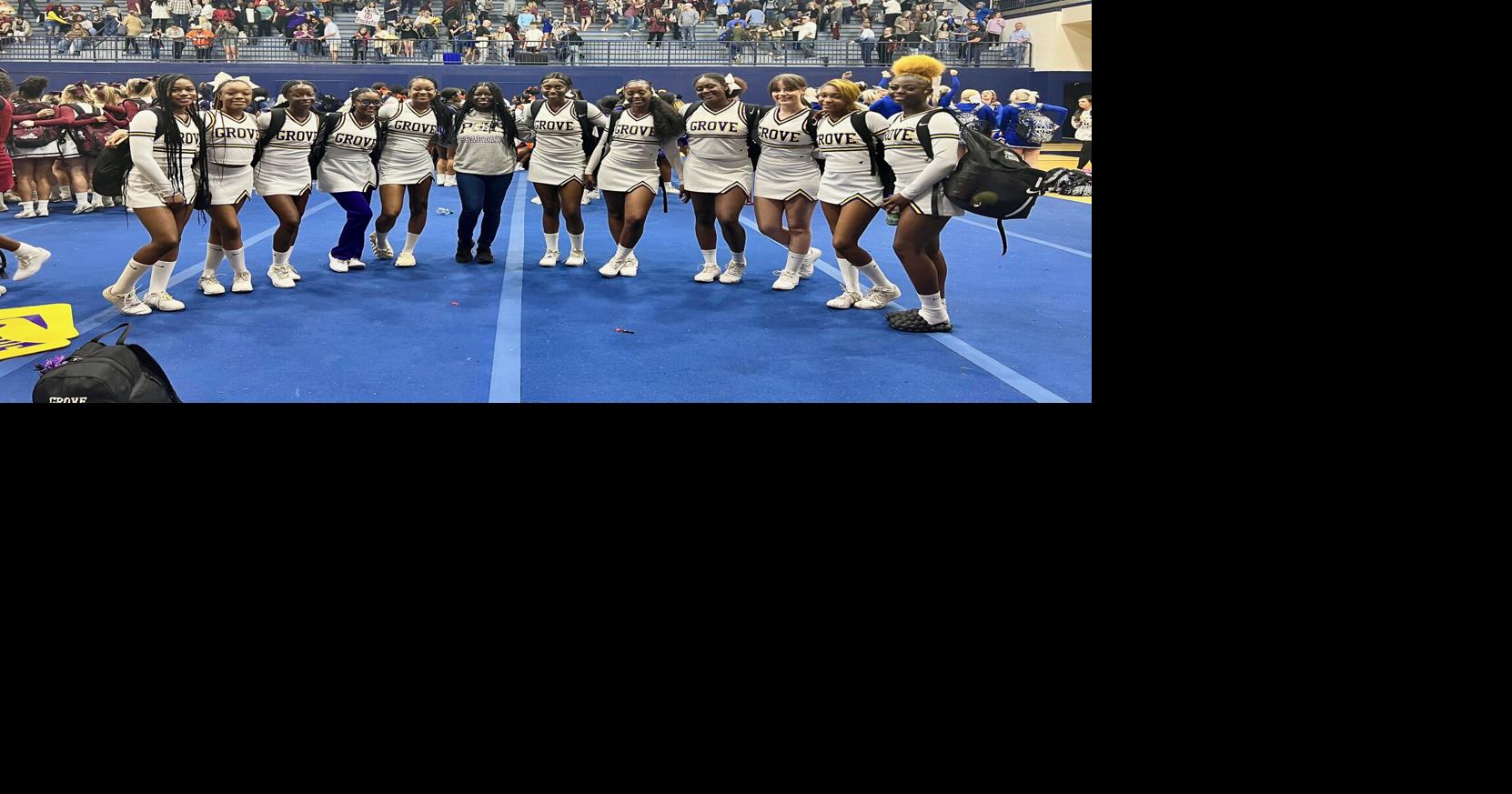 Snapshots Of Pleasant Grove High School Cheerleaders Performance at