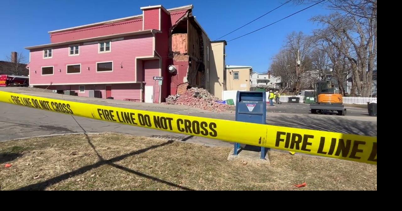 Sam's Diner Building Collapse in Holley NY Multimedia