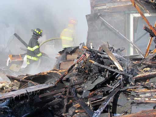 Fire destroys historic North Java Inn | News | thedailynewsonline.com