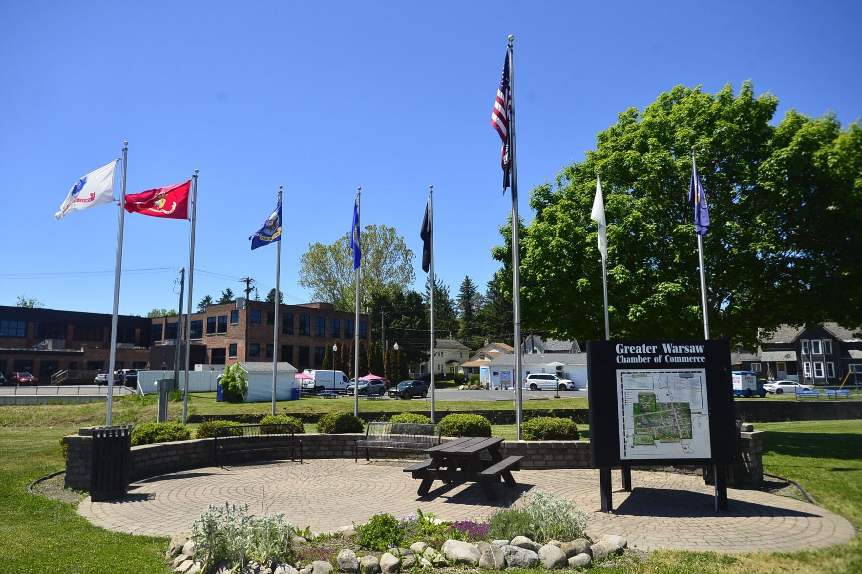 Monument honors Warsaw's Revolutionary War soldiers