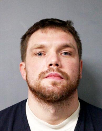 Man arrested on fugitive warrant