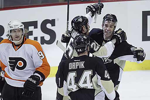 Flyers comeback to beat Penguins in overtime 4-3