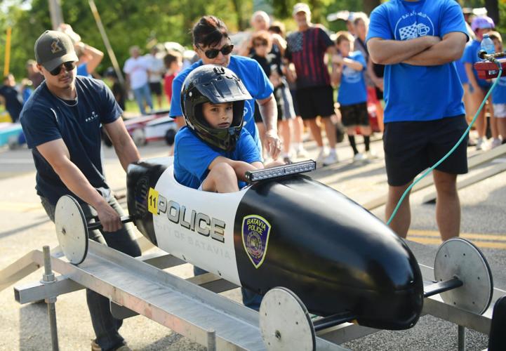 WATCH: Young racers take to Ellicott Avenue for Boxcar Derby | Top ...