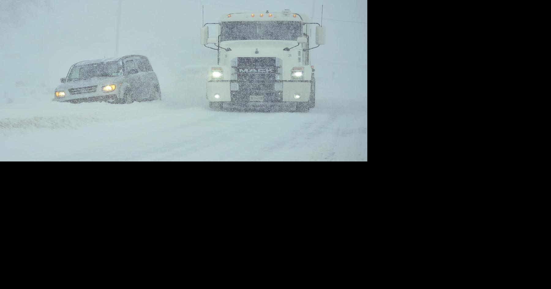 Hammered by snow: Lake effect blast hits Genesee and Wyoming counties ...