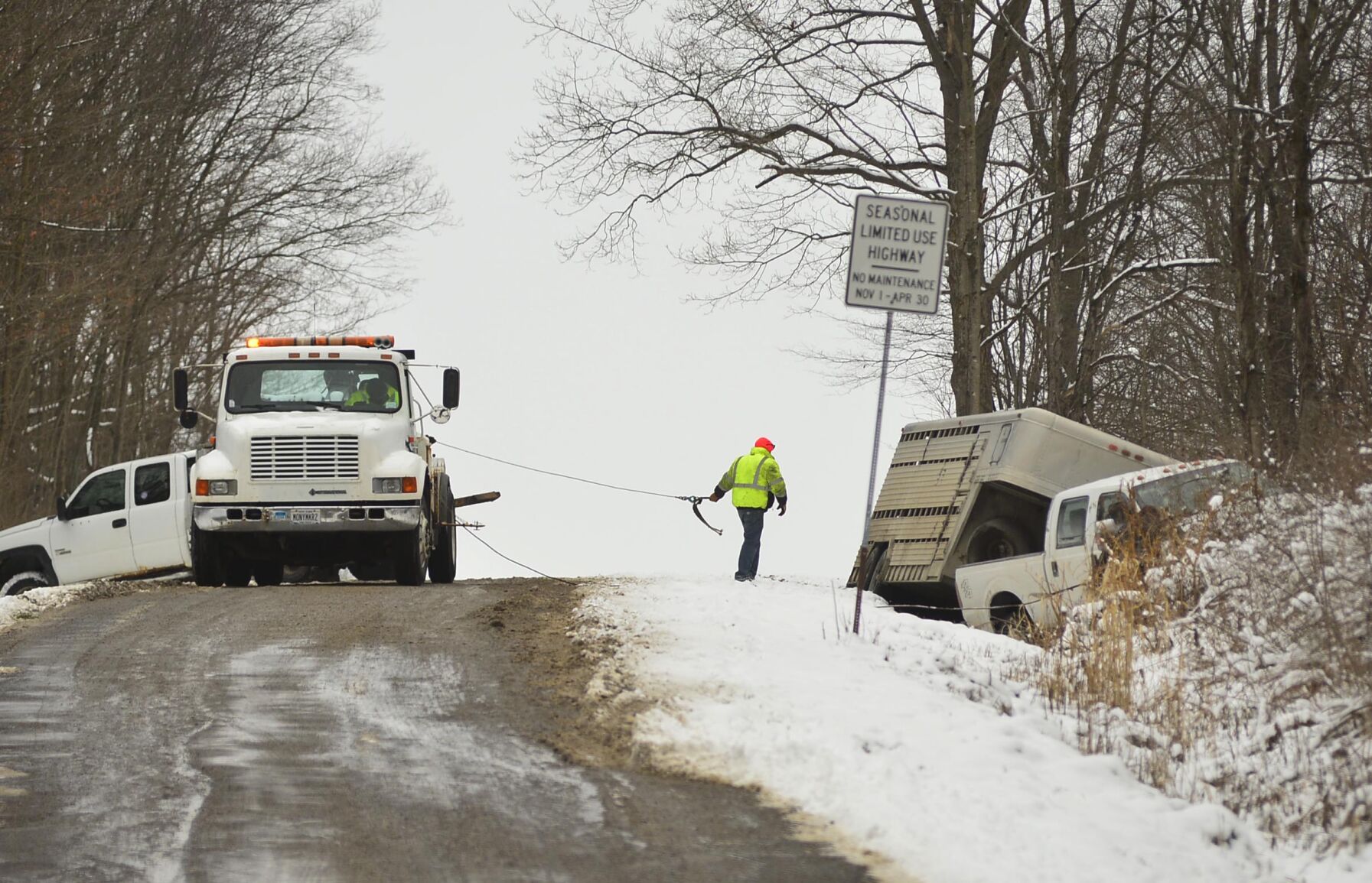 PHOTO: Cow Carrier Tips In Warsaw | News | Thedailynewsonline.com