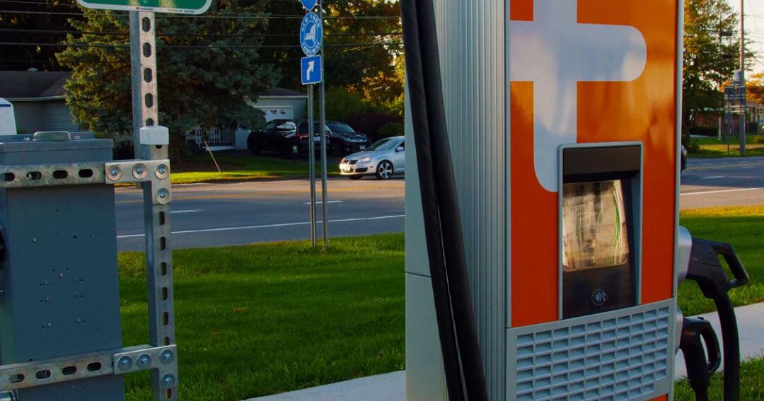 Quicklee’s installing EV charging stations | Top Story ...