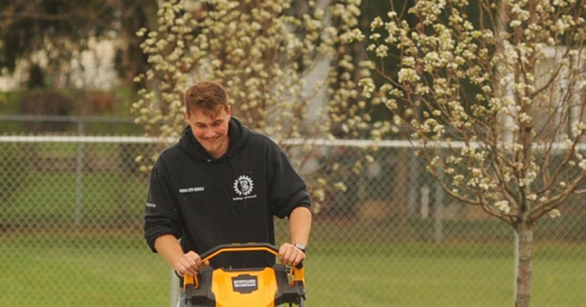 Care for your lawn in dry weather