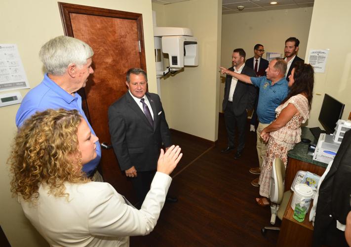 Oak Orchard Health marks dental center grand opening in Albion Top
