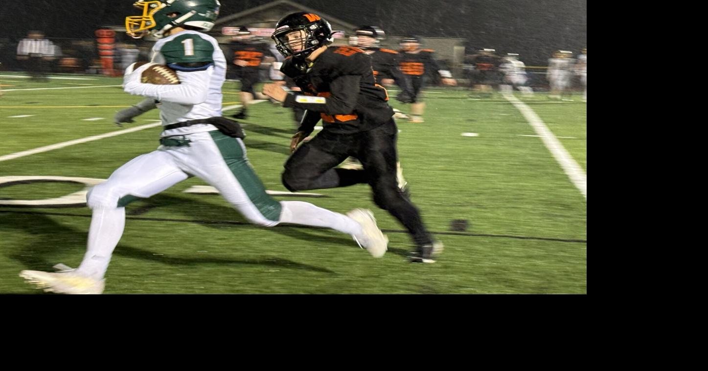 H.S. FOOTBALL: Alexander/Pembroke shuts out Wellsville/GV-B, clinches ...