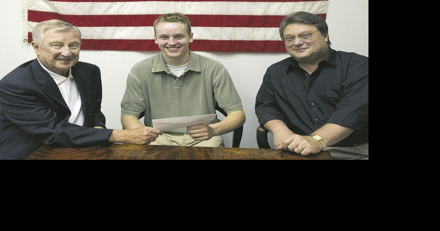 Another Bosseler gets honored | Sports | thedailynewsonline.com