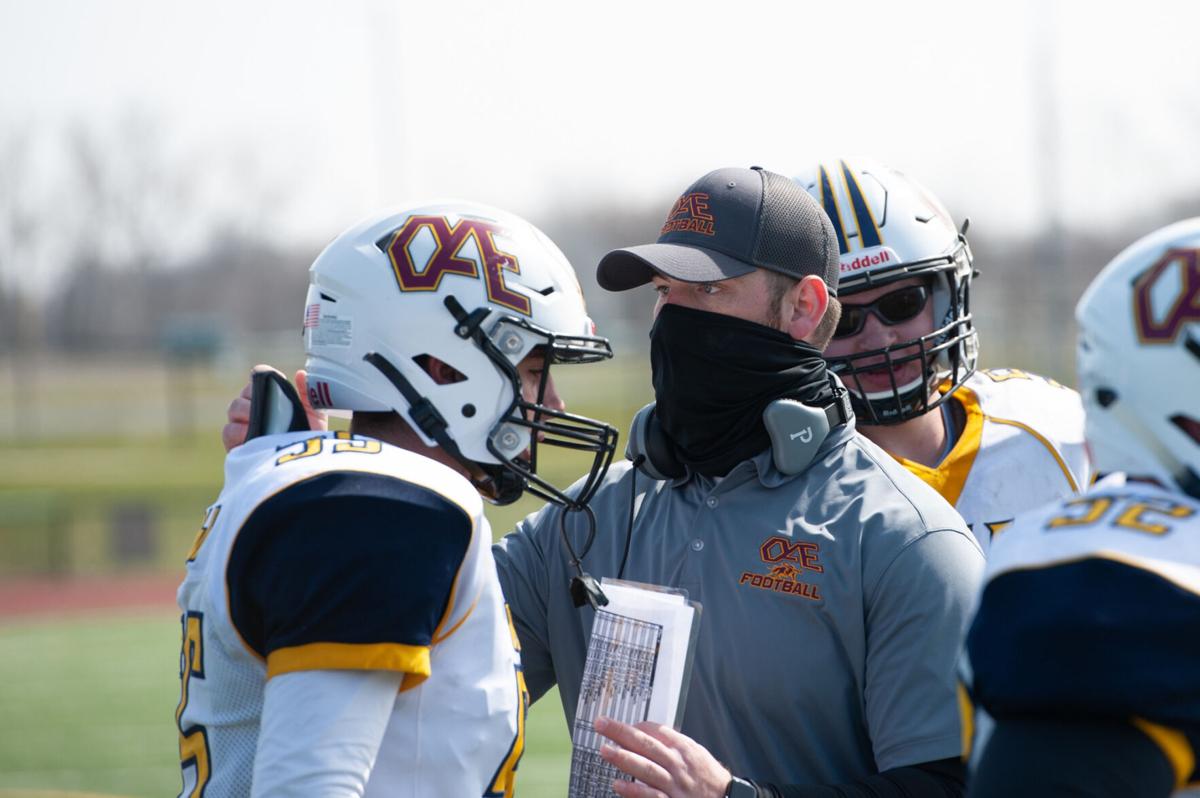 H.S. FOOTBALL OakfieldAlabama/Elba crushes York/Pavilion; Mott returns to form in Aggies’ win