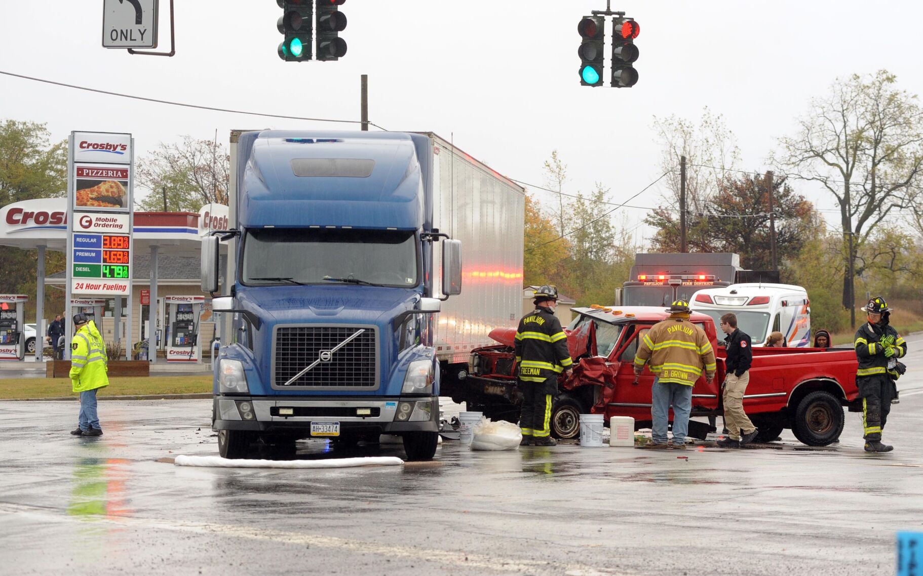 Tractor-trailer Spills Fuel After Collision In Pavilion | News ...