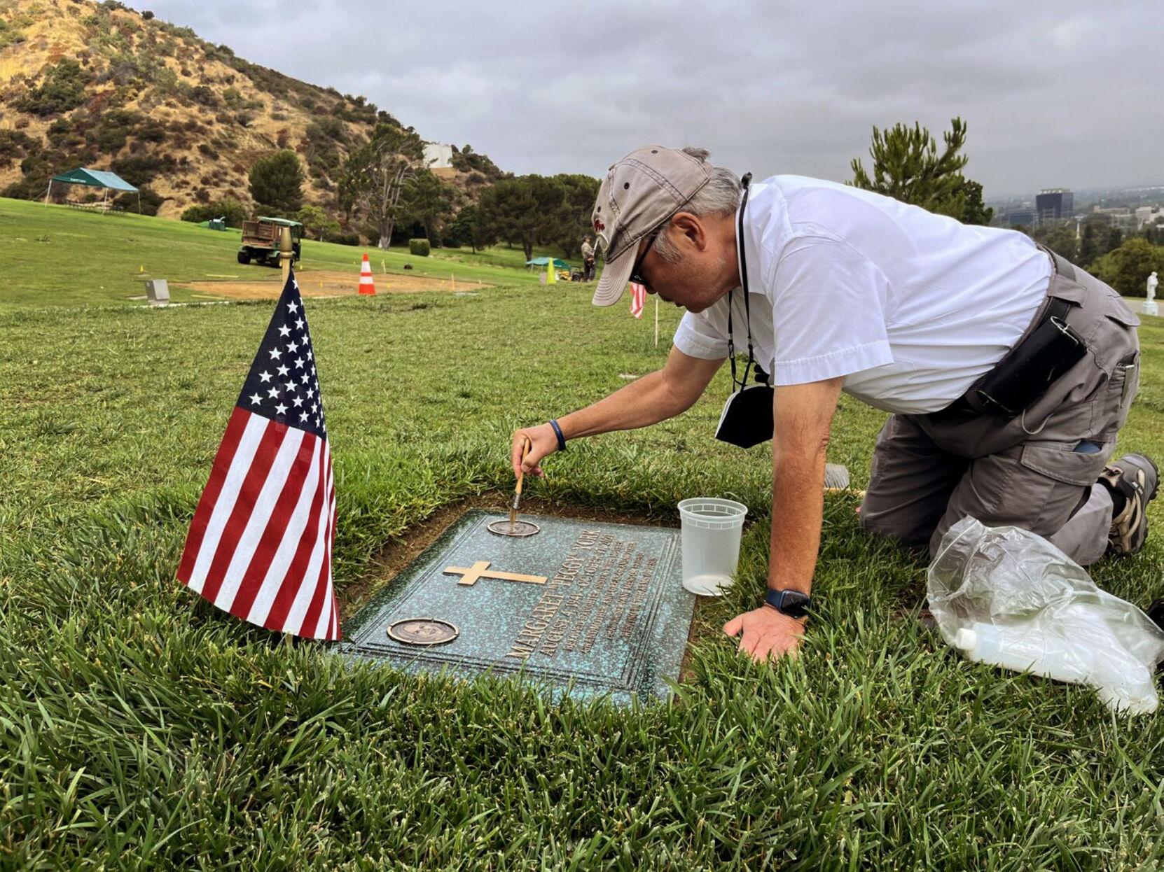 Retired Judge Lance Ito’s weekly ritual — paying homage to his late
